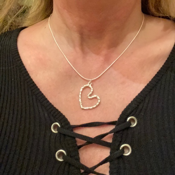 Custom Valentines Gift Heart Necklace - Picture 13 of 16
